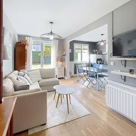 Apartment Plain-pied Avec Jardin - Proche - Fr-1-361-572