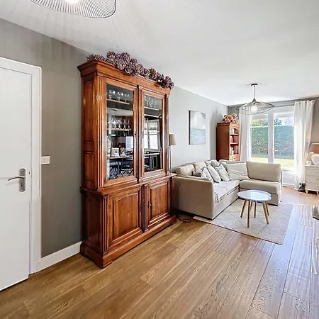 Plain-pied Avec Jardin - Proche - Fr-1-361-572