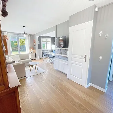 Apartment Plain-pied Avec Jardin - Proche - Fr-1-361-572