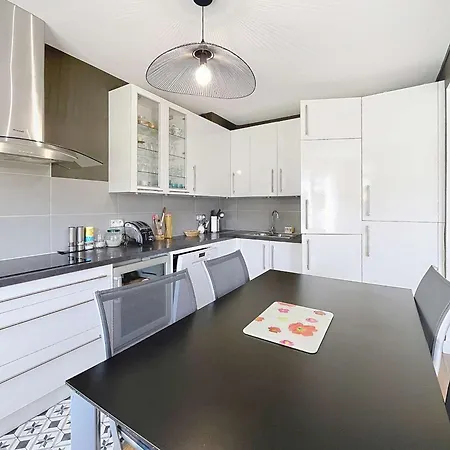 Apartment Plain-pied Avec Jardin - Proche - Fr-1-361-572 *